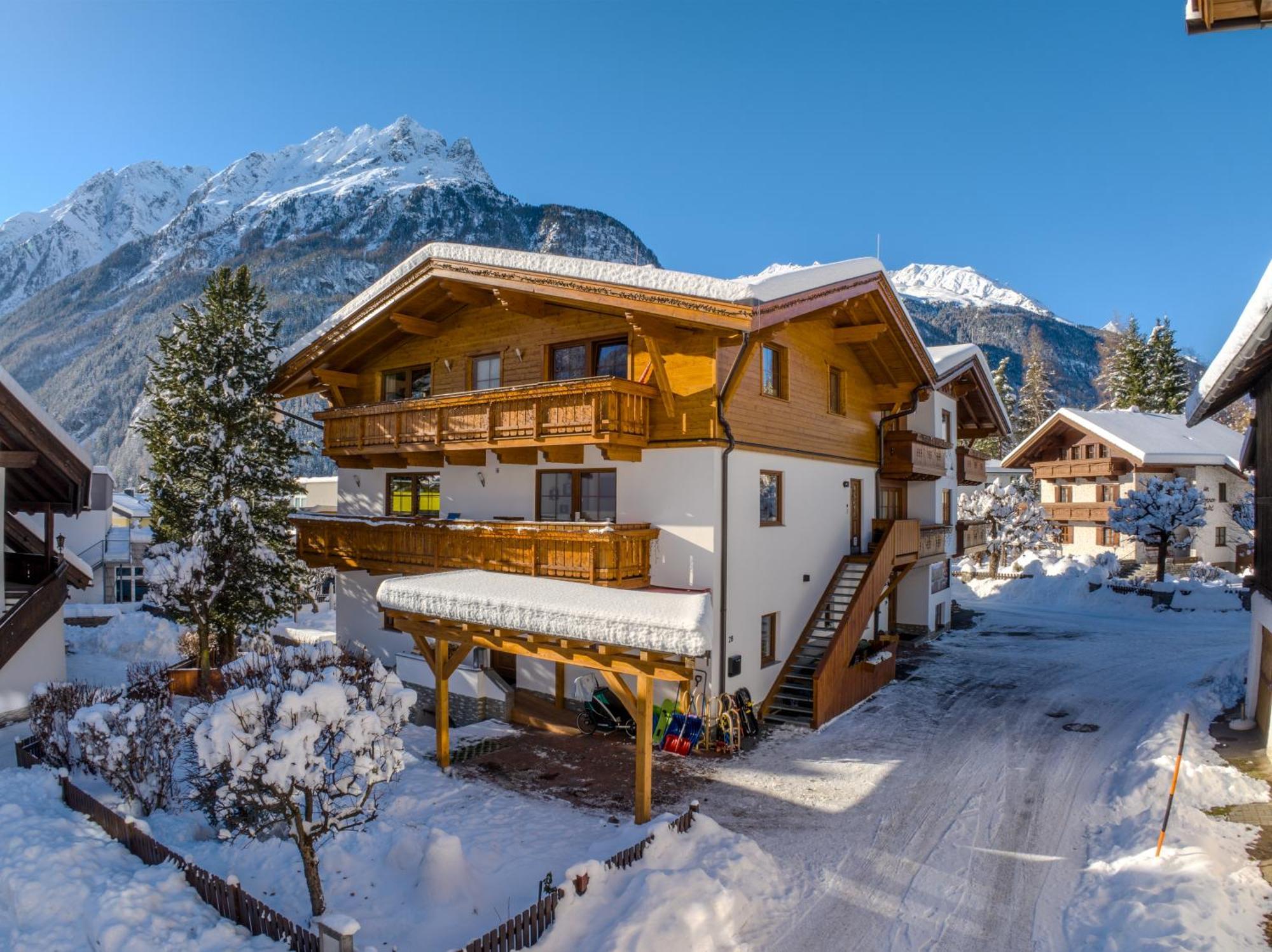 Landhaus Franzelin Bed and Breakfast Längenfeld Eksteriør billede